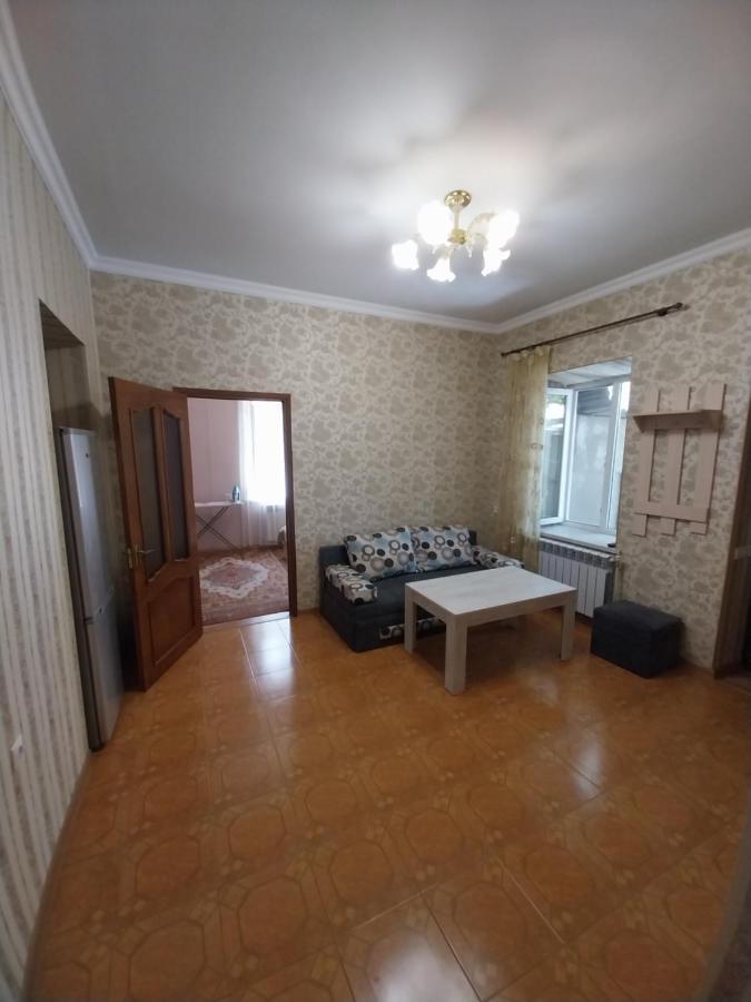 Like Home Guesthouse & Tours يريفان المظهر الخارجي الصورة